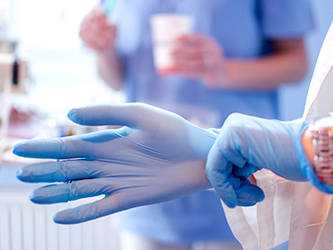 丁腈手套在医疗行业的推广与应用