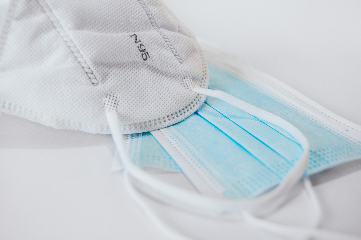 别让“假口罩”偷走你的健康！选择金发医疗，流感季更安心！